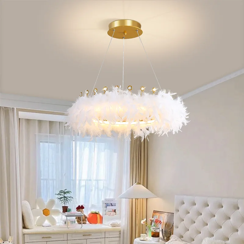 רומנטי, לבן נוצות אורות תליון תאורה פנימית חדר האוכל גופי התקרה למיטה עיצוב חדר LED הכתר תלויות מנורות2