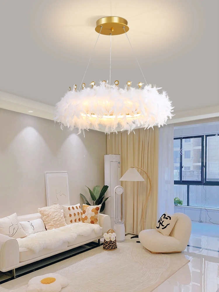 רומנטי, לבן נוצות אורות תליון תאורה פנימית חדר האוכל גופי התקרה למיטה עיצוב חדר LED הכתר תלויות מנורות3