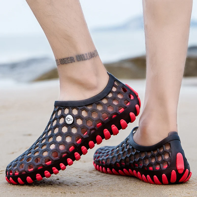 2023 הקיץ יוניסקס סנדלים וכפכפים הגן נשים נעלי אור חדש להחליק על נעלי ג ' לי נעלי גברים החוף מים הנעל רך דירות1