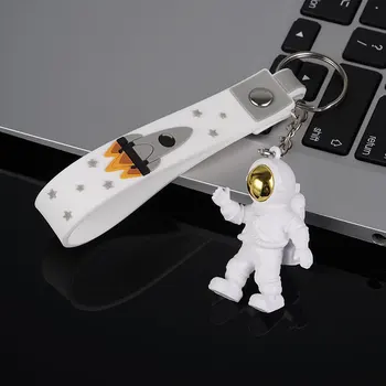30PCS חלל קישוטים האסטרונאוט מחזיק מפתחות צלמיות תרמיל ילקוט תליון אביזרים השולחן בבית תפאורה ילדים מתנה