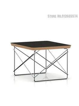 שולחן קפה עתיקים בסגנון מרובע קפה שולחן חדר קטן בצד כמה באוהאוס, סגנון בלוגרים באותה פסקה